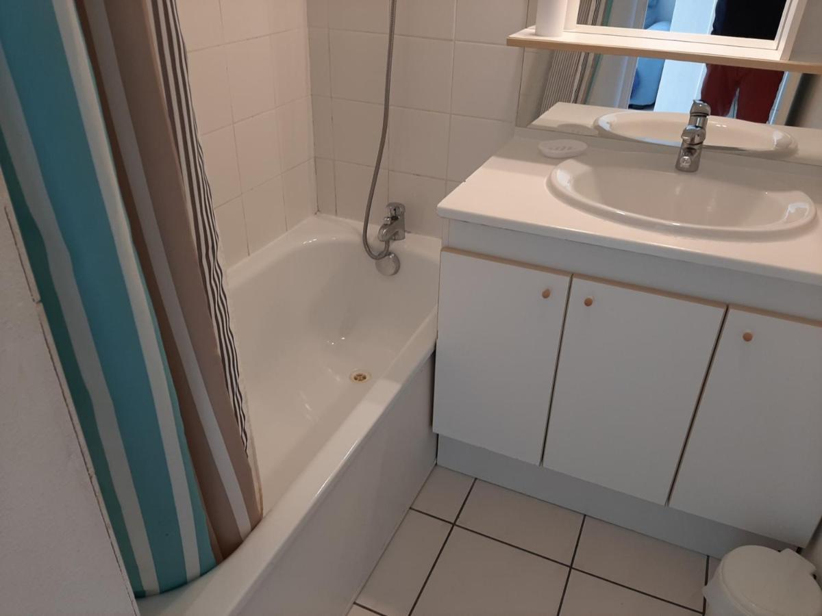 Appartement A Ciboure Avec Terrasse, Piscine Chauffee Et Parking - Ideal Golf Et Plage - Fr-1-239-551 Eksteriør bilde