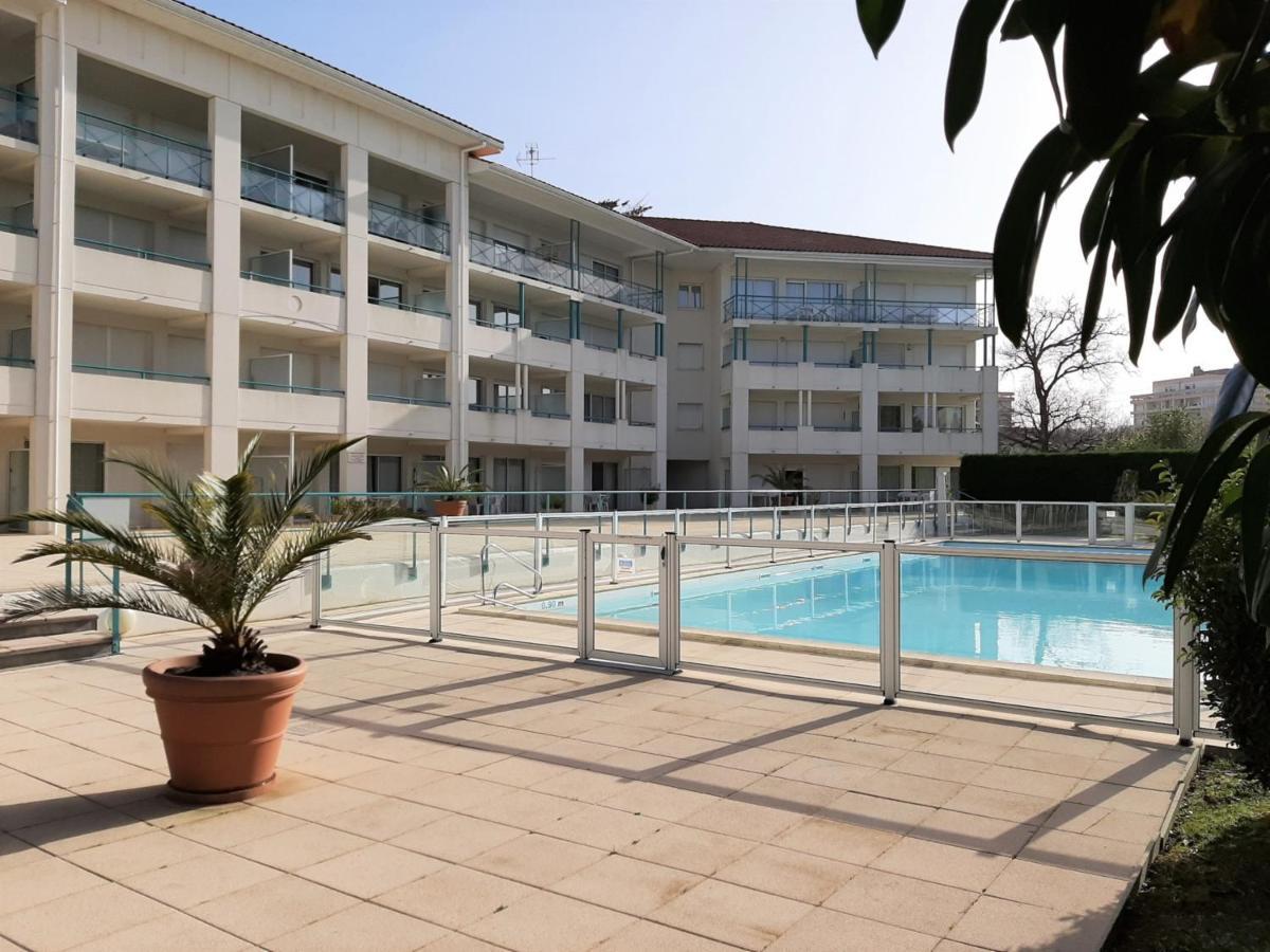 Appartement A Ciboure Avec Terrasse, Piscine Chauffee Et Parking - Ideal Golf Et Plage - Fr-1-239-551 Eksteriør bilde
