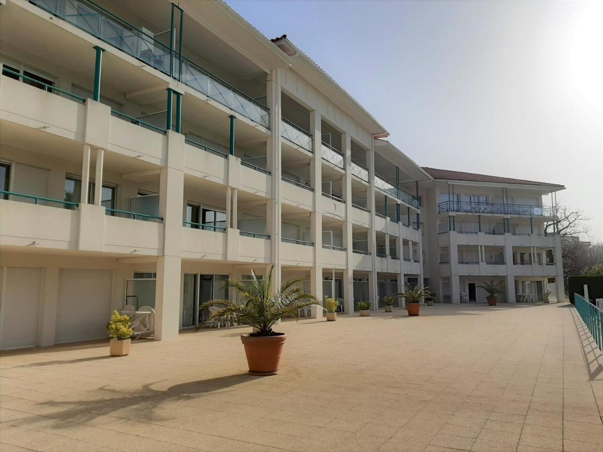 Appartement A Ciboure Avec Terrasse, Piscine Chauffee Et Parking - Ideal Golf Et Plage - Fr-1-239-551 Eksteriør bilde